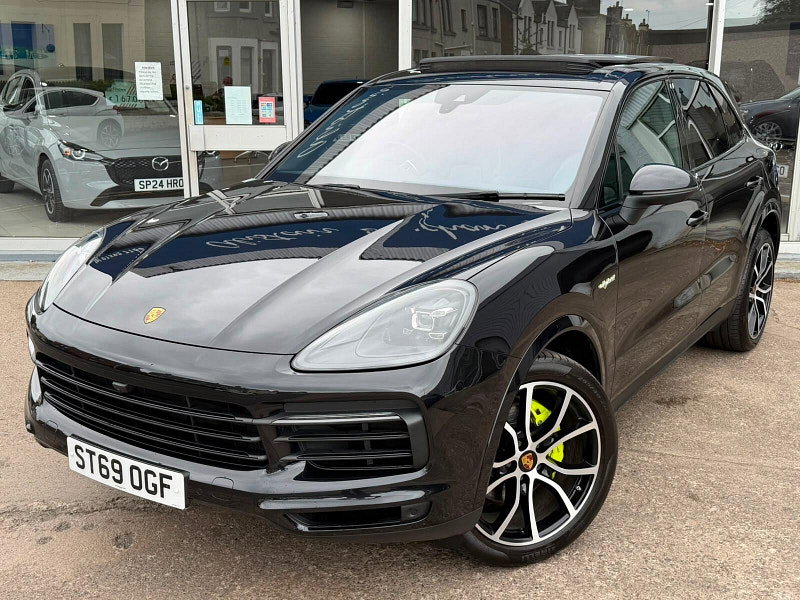 Porsche Cayenne 3.0 V6 E-Hybrid 14.1kWh TiptronicS 4WD Euro 6 (s/s) 5dr (3.6kW Charger) 5dr Automatic 2026