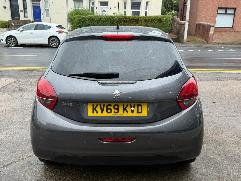 Peugeot 208 1.2 PureTech Signature Euro 6 (s/s) 5dr 5dr Manual 2026
