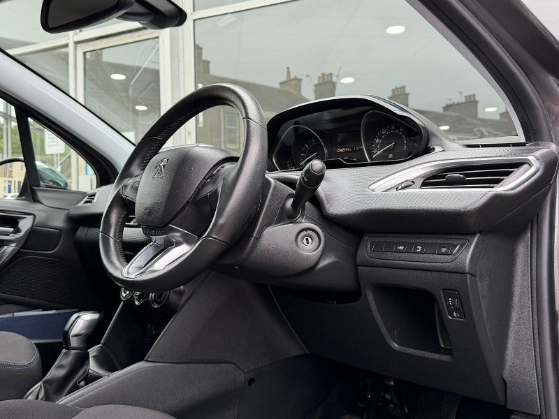 Peugeot 208 1.2 PureTech Signature Euro 6 (s/s) 5dr 5dr Manual 2026