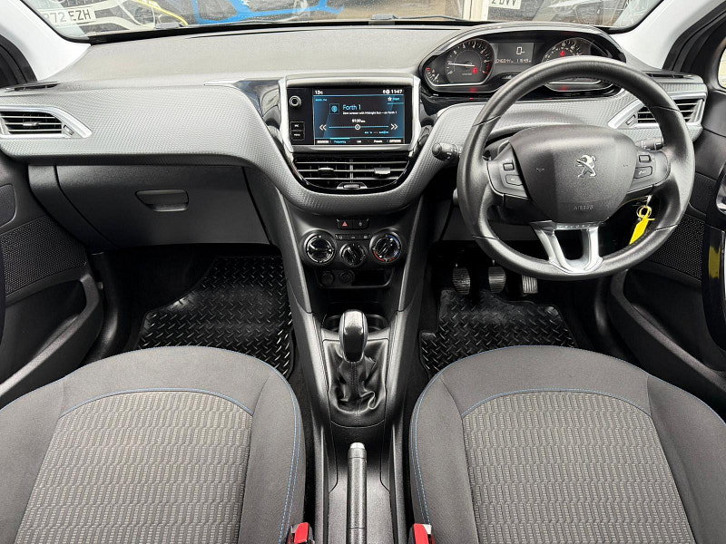 Peugeot 208 1.2 PureTech Signature Euro 6 (s/s) 5dr 5dr Manual 2026