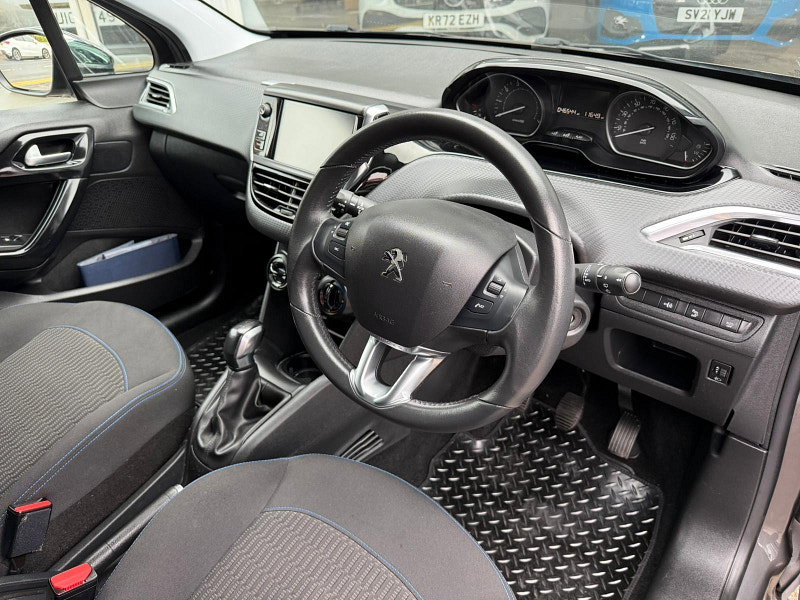 Peugeot 208 1.2 PureTech Signature Euro 6 (s/s) 5dr 5dr Manual 2026