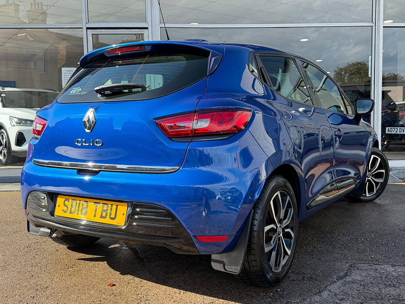 Renault Clio 0.9 TCe Play Euro 6 (s/s) 5dr 5dr Manual 2026