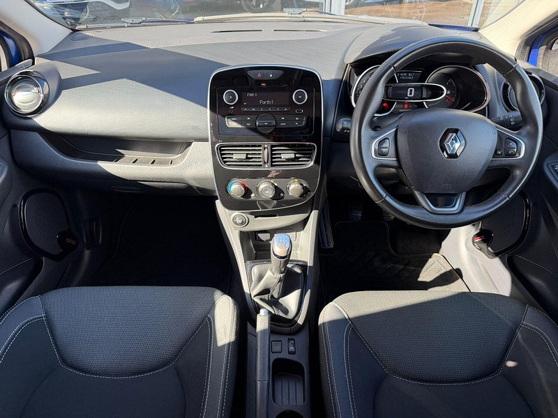 Renault Clio 0.9 TCe Play Euro 6 (s/s) 5dr 5dr Manual 2026