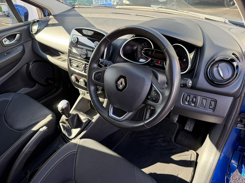 Renault Clio 0.9 TCe Play Euro 6 (s/s) 5dr 5dr Manual 2026