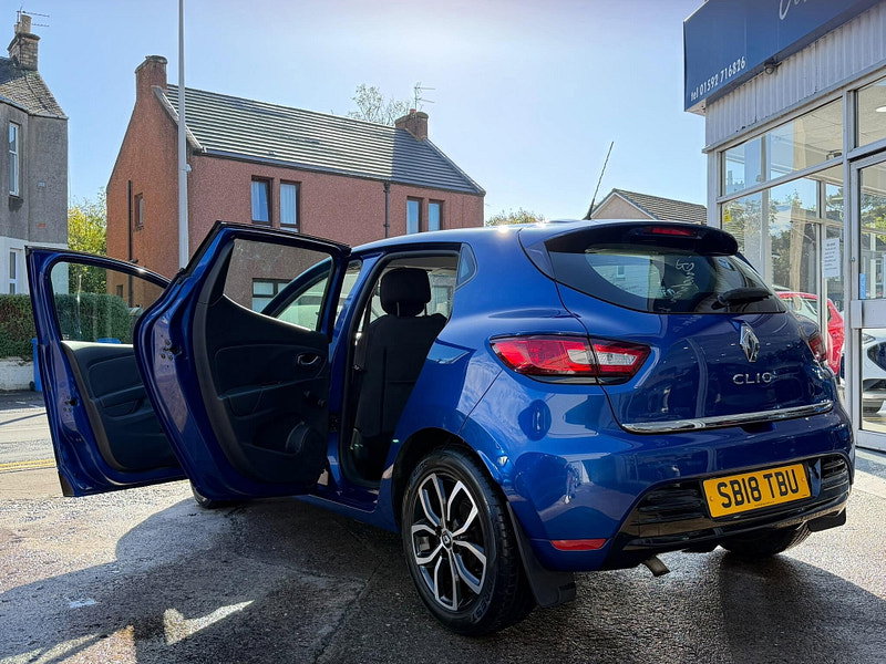 Renault Clio 0.9 TCe Play Euro 6 (s/s) 5dr 5dr Manual 2026