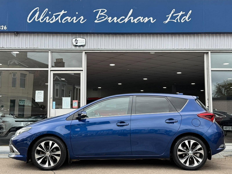 Toyota Auris 1.2 VVT-i Excel Hatchback 5dr Petrol Manual Euro 6 (s/s) (116 ps) 5dr Manual 2026