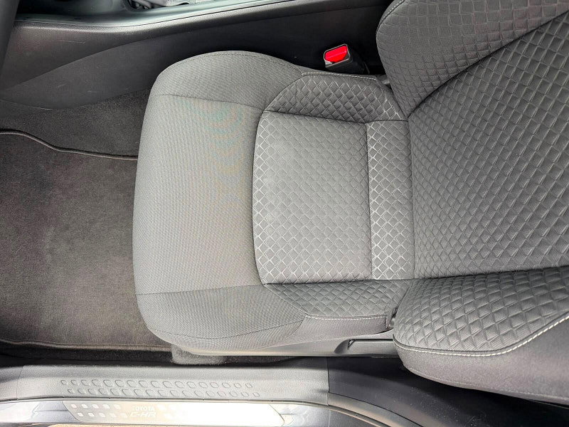 Toyota C-HR 1.8 VVT-h Icon CVT Euro 6 (s/s) 5dr 5dr Automatic 2026