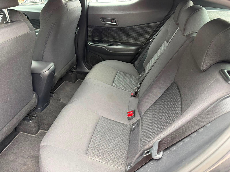 Toyota C-HR 1.8 VVT-h Icon CVT Euro 6 (s/s) 5dr 5dr Automatic 2026