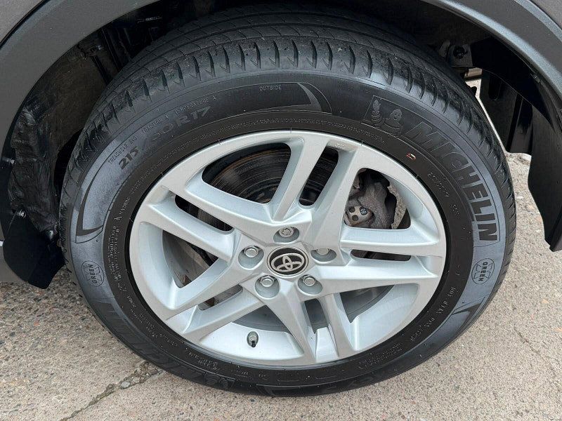 Toyota C-HR 1.8 VVT-h Icon CVT Euro 6 (s/s) 5dr 5dr Automatic 2026