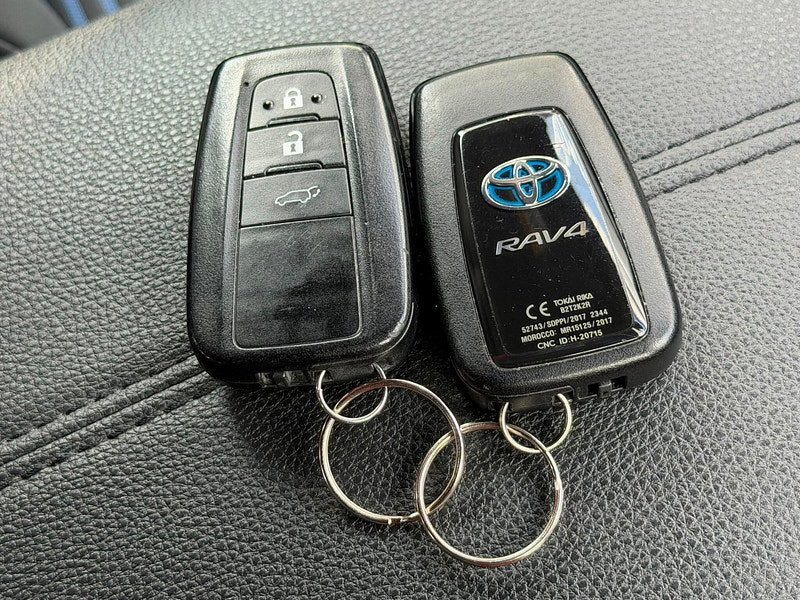 Toyota RAV4 2.5 VVT-h Dynamic CVT 4WD Euro 6 (s/s) 5dr 5dr Automatic 2026