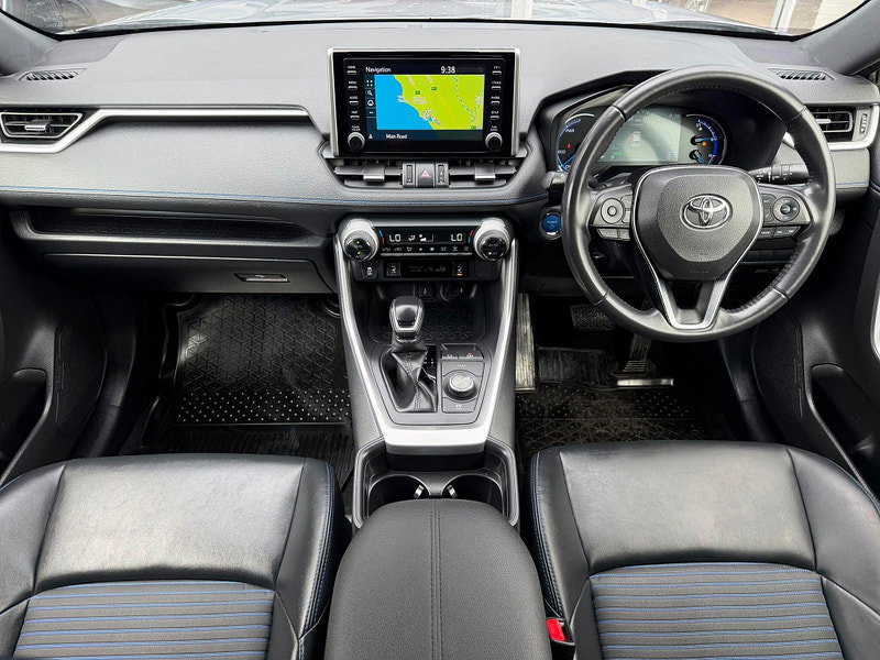 Toyota RAV4 2.5 VVT-h Dynamic CVT 4WD Euro 6 (s/s) 5dr 5dr Automatic 2026