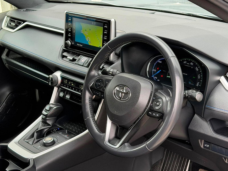 Toyota RAV4 2.5 VVT-h Dynamic CVT 4WD Euro 6 (s/s) 5dr 5dr Automatic 2026