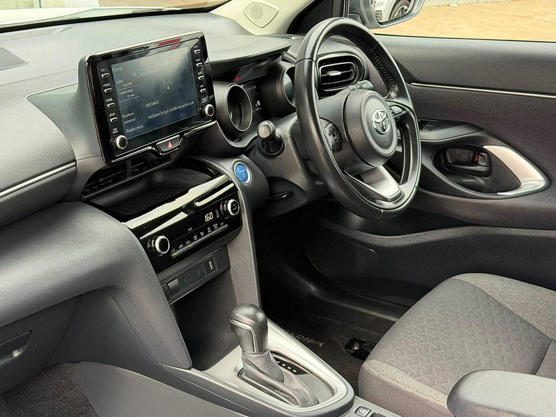 Toyota Yaris Cross 1.5 VVT-h Icon E-CVT Euro 6 (s/s) 5dr 5dr Automatic 2026