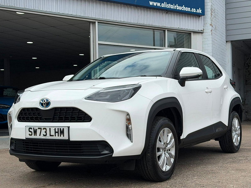 Toyota Yaris Cross 1.5 VVT-h Icon E-CVT Euro 6 (s/s) 5dr 5dr Automatic 2026