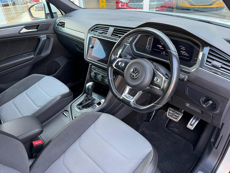 Volkswagen Tiguan 2.0 TDI R-Line Tech DSG 4Motion Euro 6 (s/s) 5dr 5dr Automatic 2026