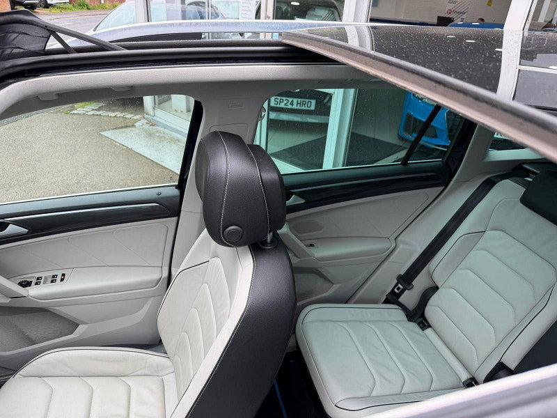 Volkswagen Tiguan 2.0 TSI BlueMotion Tech SEL DSG 4Motion Euro 6 (s/s) 5dr 5dr Automatic 2026