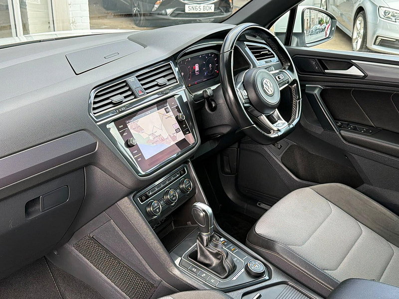 Volkswagen Tiguan 2.0 TSI R-Line Tech DSG 4Motion Euro 6 (s/s) 5dr 5dr Automatic 2026