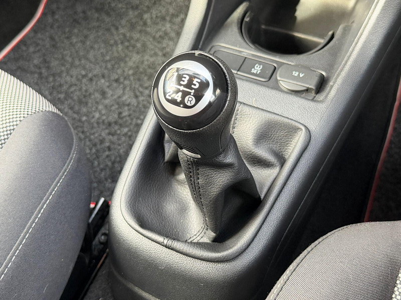 Volkswagen up! 1.0 Look up! Euro 6 5dr 5dr Manual 2026