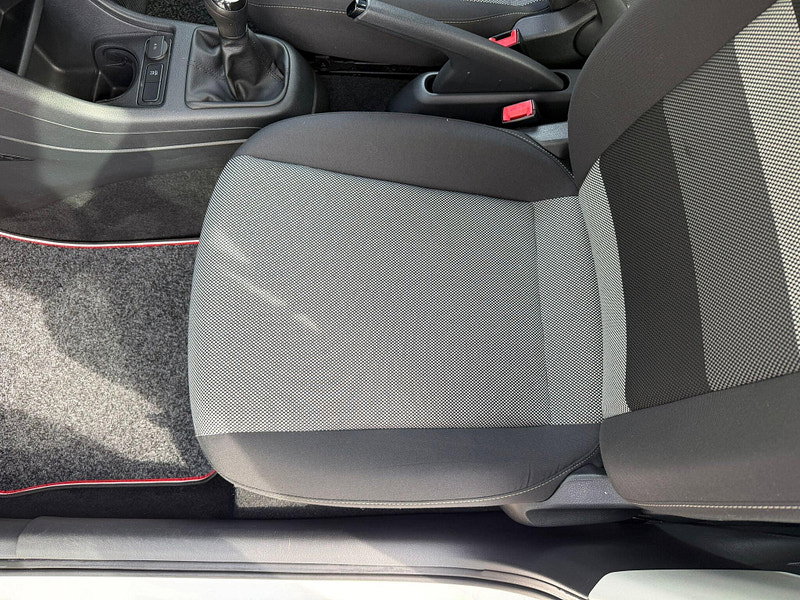 Volkswagen up! 1.0 Look up! Euro 6 5dr 5dr Manual 2026