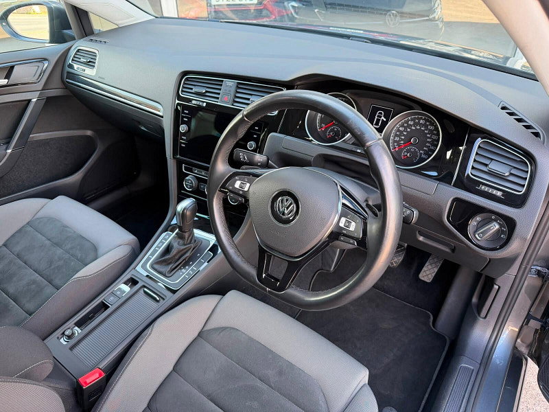 Volkswagen Golf 2.0 TDI GT Edition Hatchback 5dr Diesel DSG Euro 6 (s/s) (150 ps) 5dr Automatic 2026