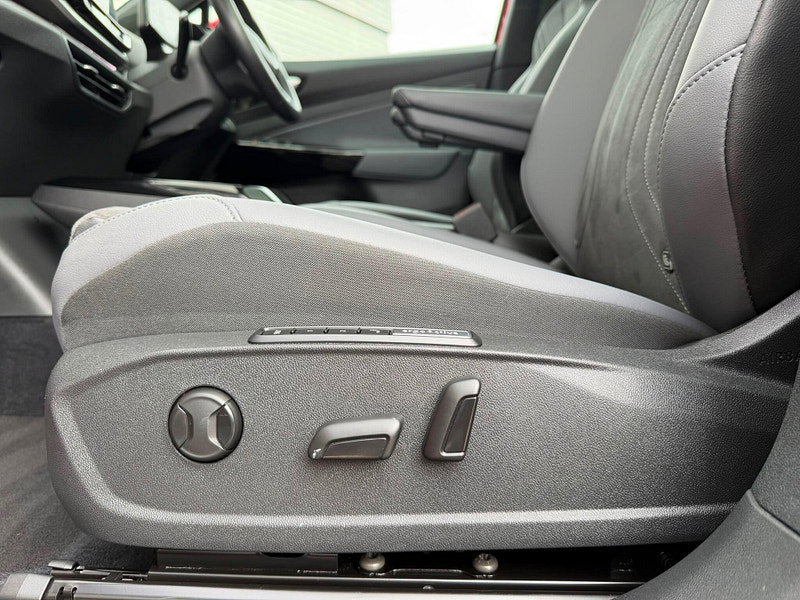 Volkswagen ID.5 Pro 77kWh Tech Auto 5dr 5dr Automatic 2026