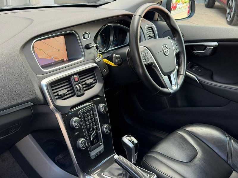 Volvo V40 2.0 D3 Inscription Euro 6 (s/s) 5dr 5dr Manual 2026