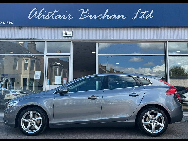 Volvo V40 2.0 D3 Inscription Euro 6 (s/s) 5dr 5dr Manual 2026