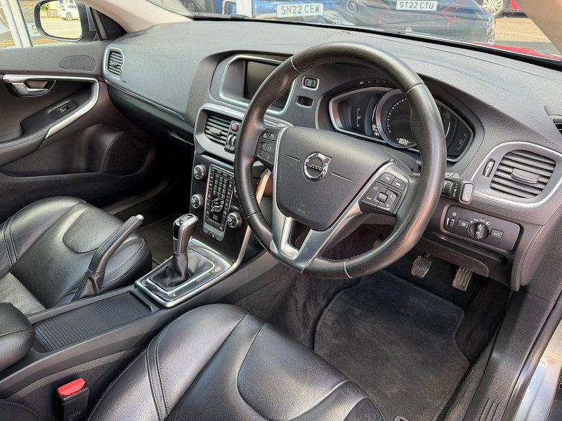 Volvo V40 2.0 D3 Inscription Euro 6 (s/s) 5dr 5dr Manual 2026