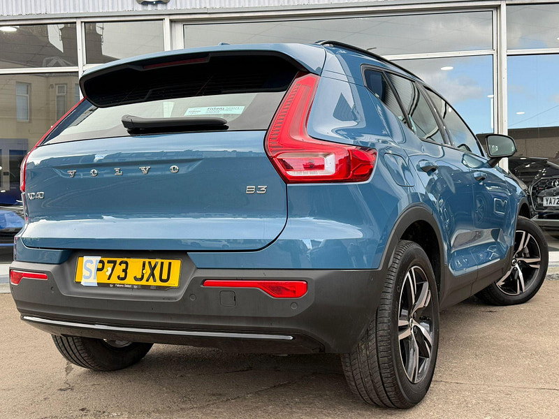 Volvo XC40 2.0 B3 MHEV Plus Dark DCT Auto Euro 6 (s/s) 5dr 5dr Automatic 2026