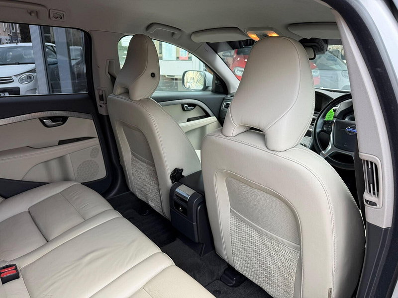 Volvo XC70 2.4 D5 SE Lux Geartronic AWD Euro 5 5dr 5dr Automatic 2026