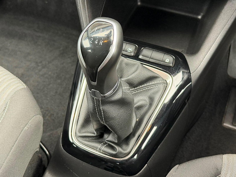 Vauxhall Corsa 1.2 Design Euro 6 5dr 5dr Manual 2026