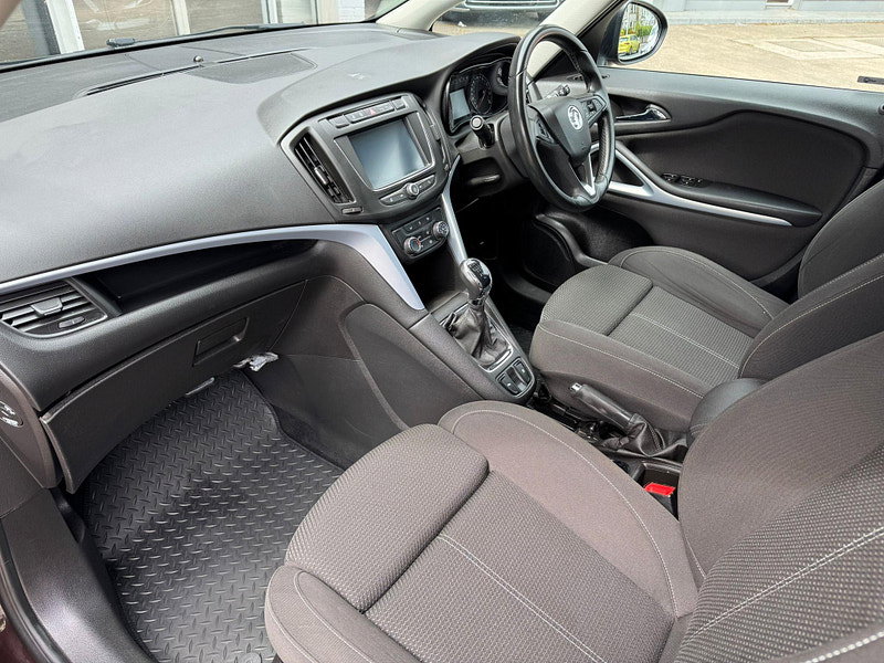 Vauxhall Zafira Tourer 1.4i Turbo SRi Euro 6 5dr 5dr Manual 2026