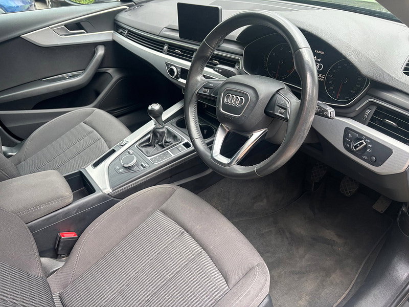 Audi A4 Avant 2.0 TDI ultra SE Estate 5dr Diesel Manual Euro 6 (s/s) (150 ps) 5dr Manual 2026
