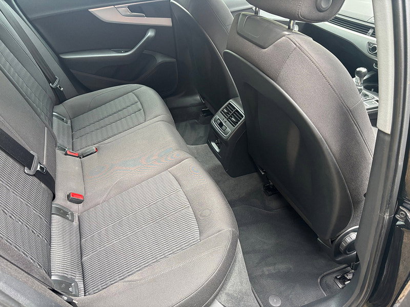 Audi A4 Avant 2.0 TDI ultra SE Estate 5dr Diesel Manual Euro 6 (s/s) (150 ps) 5dr Manual 2026