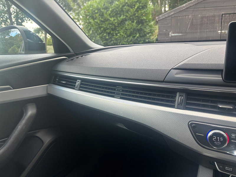 Audi A4 Avant 2.0 TDI ultra Sport Estate 5dr Diesel Manual Euro 6 (s/s) (150 ps) 5dr Manual 2026