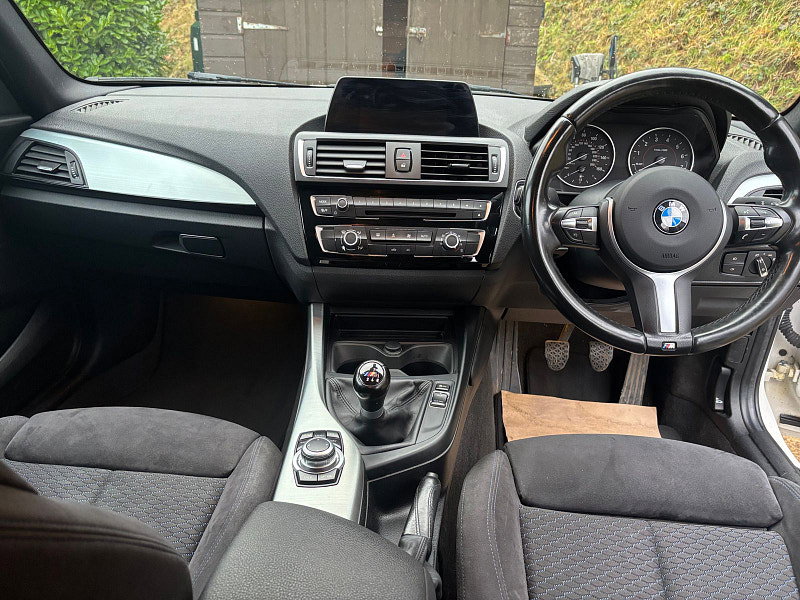 BMW 1 Series 1.5 118i M Sport Hatchback 5dr Petrol Manual Euro 6 (s/s) (136 ps) 5dr Manual 2026