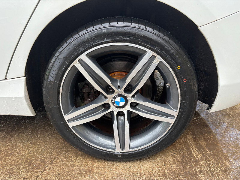 BMW 1 Series 1.5 118i Sport Hatchback 5dr Petrol Manual Euro 6 (s/s) (136 ps) 5dr Manual 2026