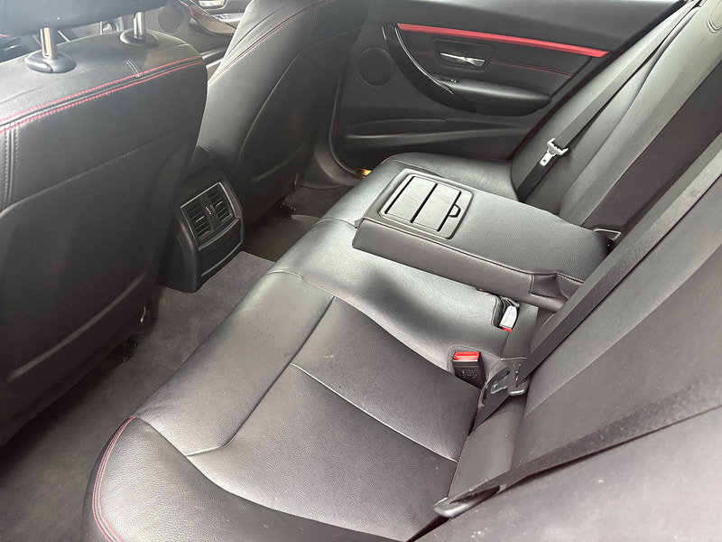 BMW 3 Series 2.0 320d ED Sport Touring 5dr Diesel Auto Euro 6 (s/s) (163 ps) 5dr Automatic 2026