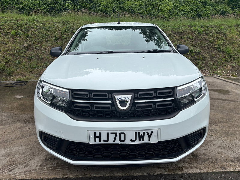 Dacia Sandero 1.0 SCe Essential Hatchback 5dr Petrol Manual Euro 6 (75 ps) 5dr Manual 2026