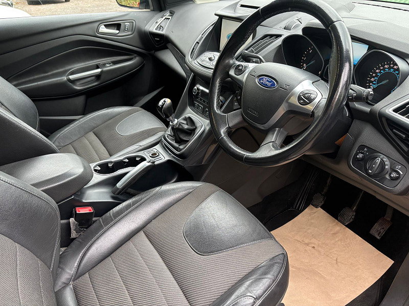 Ford Kuga 2.0 TDCi Titanium SUV 5dr Diesel Manual 2WD Euro 6 (s/s) (150 ps) 5dr Manual 2026