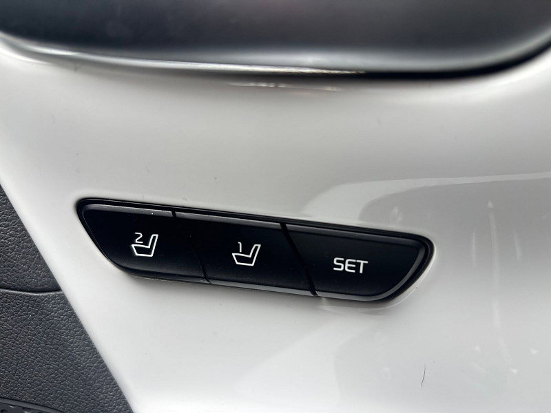Kia Niro 1.6h GDi First Edition SUV 5dr Petrol Hybrid DCT Euro 6 (s/s) (139 bhp) 5dr Automatic 2026