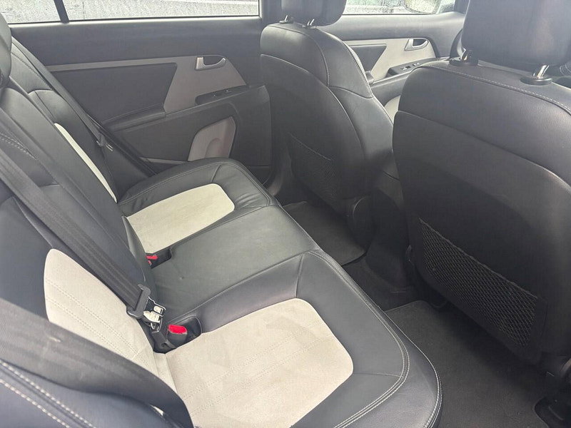 Kia Sportage 1.6 GDi EcoDynamics White Edition SUV 5dr Petrol Manual 2WD Euro 5 (s/s) (133 bhp) 5dr Manual 2026
