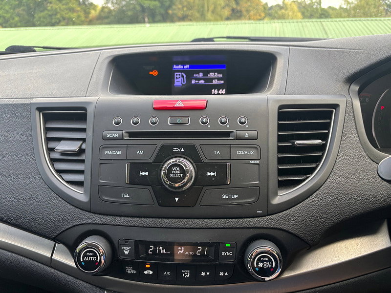 Honda CR-V 2.0 i-VTEC SE SUV 5dr Petrol Auto 4WD Euro 5 (155 ps) 5dr Automatic 2026