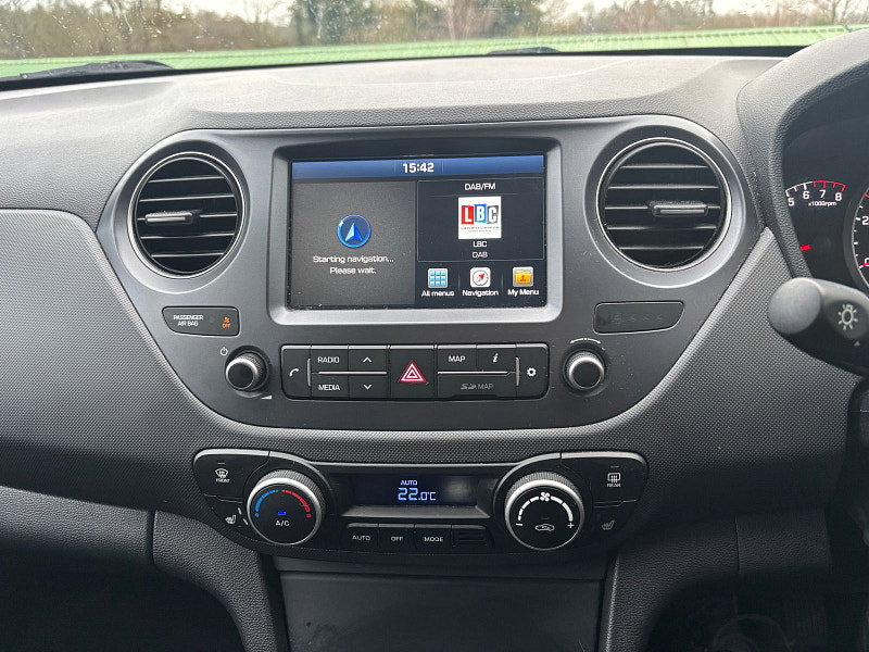 Hyundai I10 1.2 Premium SE Hatchback 5dr Petrol Manual Euro 6 (87 ps) 5dr Manual 2026