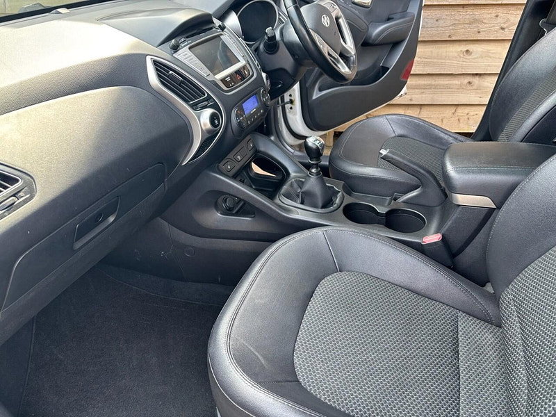 Hyundai IX35 1.7 CRDi Premium SUV 5dr Diesel Manual Euro 5 (s/s) (115 ps) 5dr Manual 2026