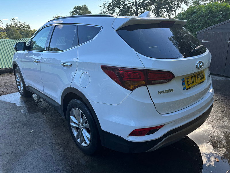 Hyundai Santa Fe 2.2 CRDi Blue Drive Premium SUV 5dr Diesel Auto 4WD Euro 6 (s/s) (200 ps) 5dr Automatic 2026