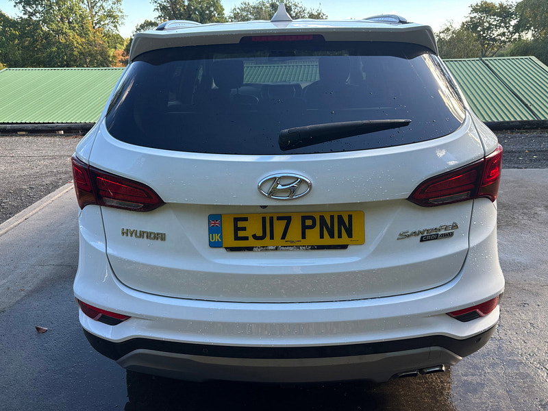 Hyundai Santa Fe 2.2 CRDi Blue Drive Premium SUV 5dr Diesel Auto 4WD Euro 6 (s/s) (200 ps) 5dr Automatic 2026
