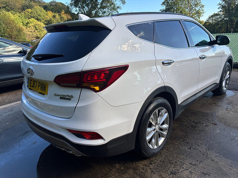 Hyundai Santa Fe 2.2 CRDi Blue Drive Premium SUV 5dr Diesel Auto 4WD Euro 6 (s/s) (200 ps) 5dr Automatic 2026