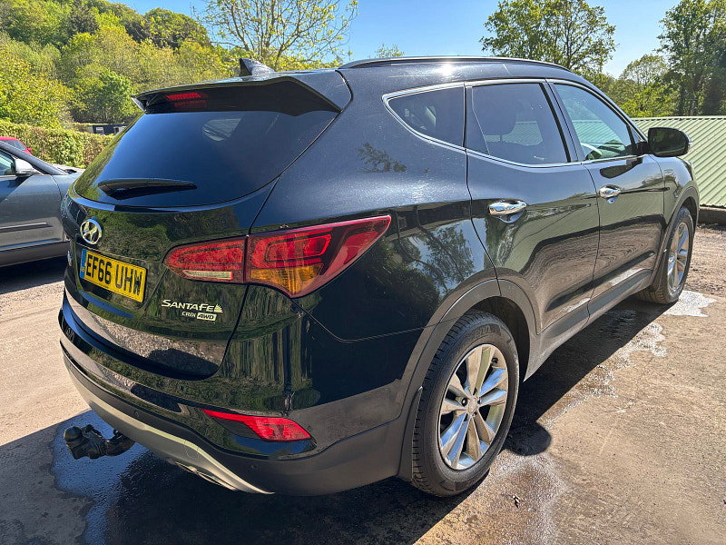 Hyundai Santa Fe 2.2 CRDi Blue Drive Premium SUV 5dr Diesel Auto 4WD Euro 6 (s/s) (7 Seat) (200 ps) 5dr Automatic 2026