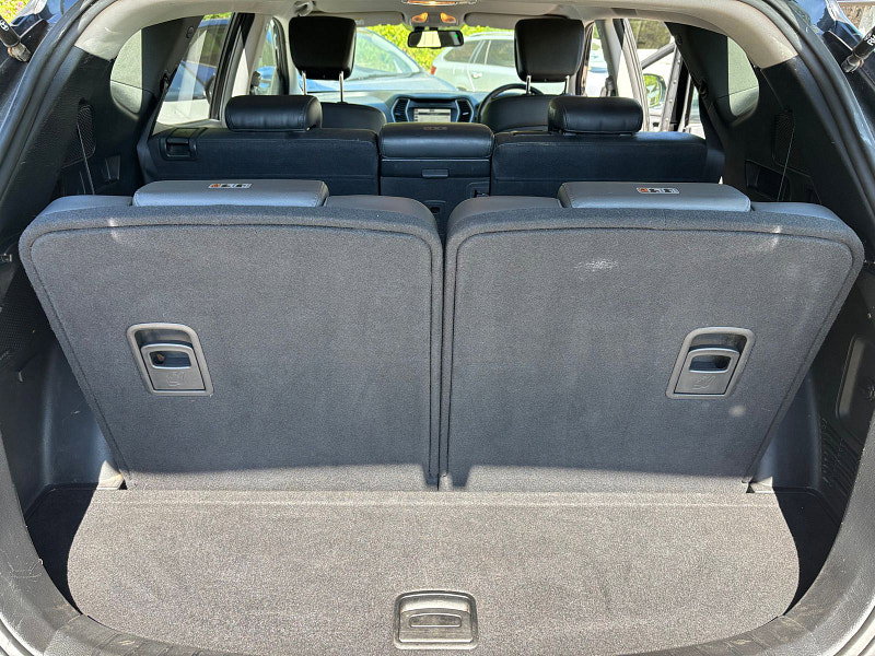 Hyundai Santa Fe 2.2 CRDi Blue Drive Premium SUV 5dr Diesel Auto 4WD Euro 6 (s/s) (7 Seat) (200 ps) 5dr Automatic 2026